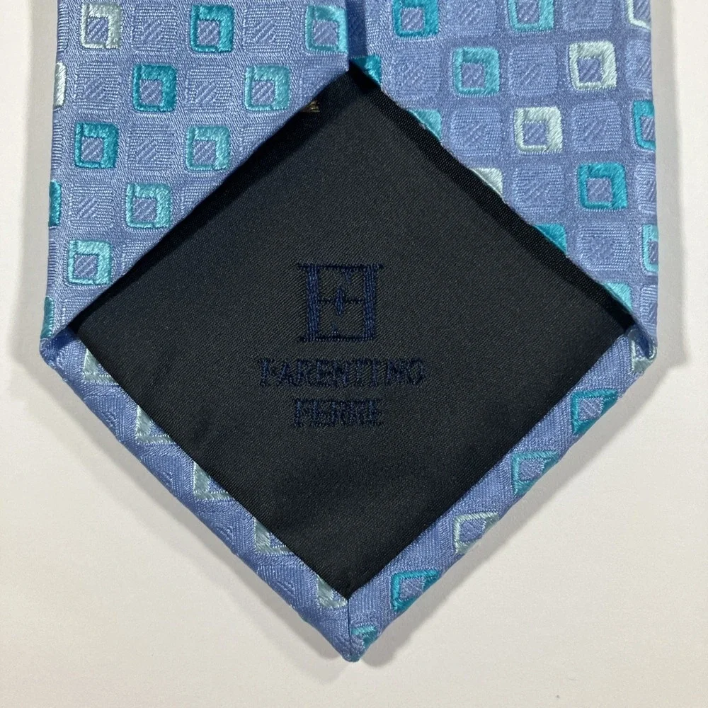 Farentino Ferre Blue Geometric Foulard Silk Necktie Handmade in Italy 61.5